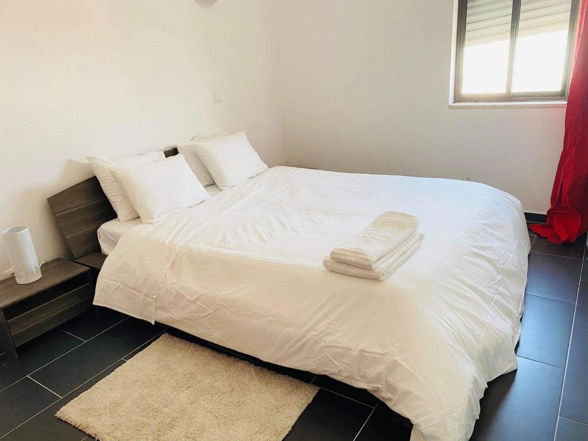 Albufeira Beach Side Apartment מראה חיצוני תמונה