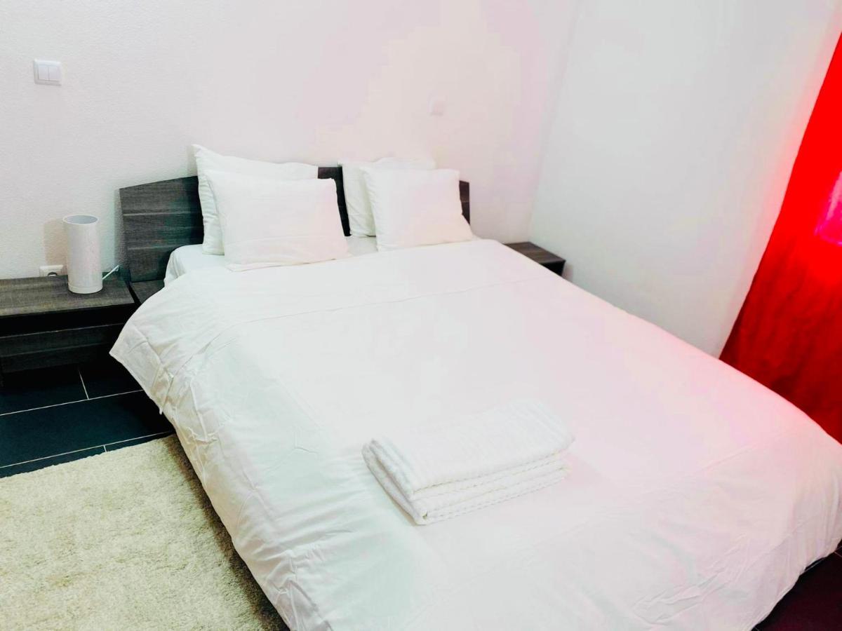 Albufeira Beach Side Apartment מראה חיצוני תמונה